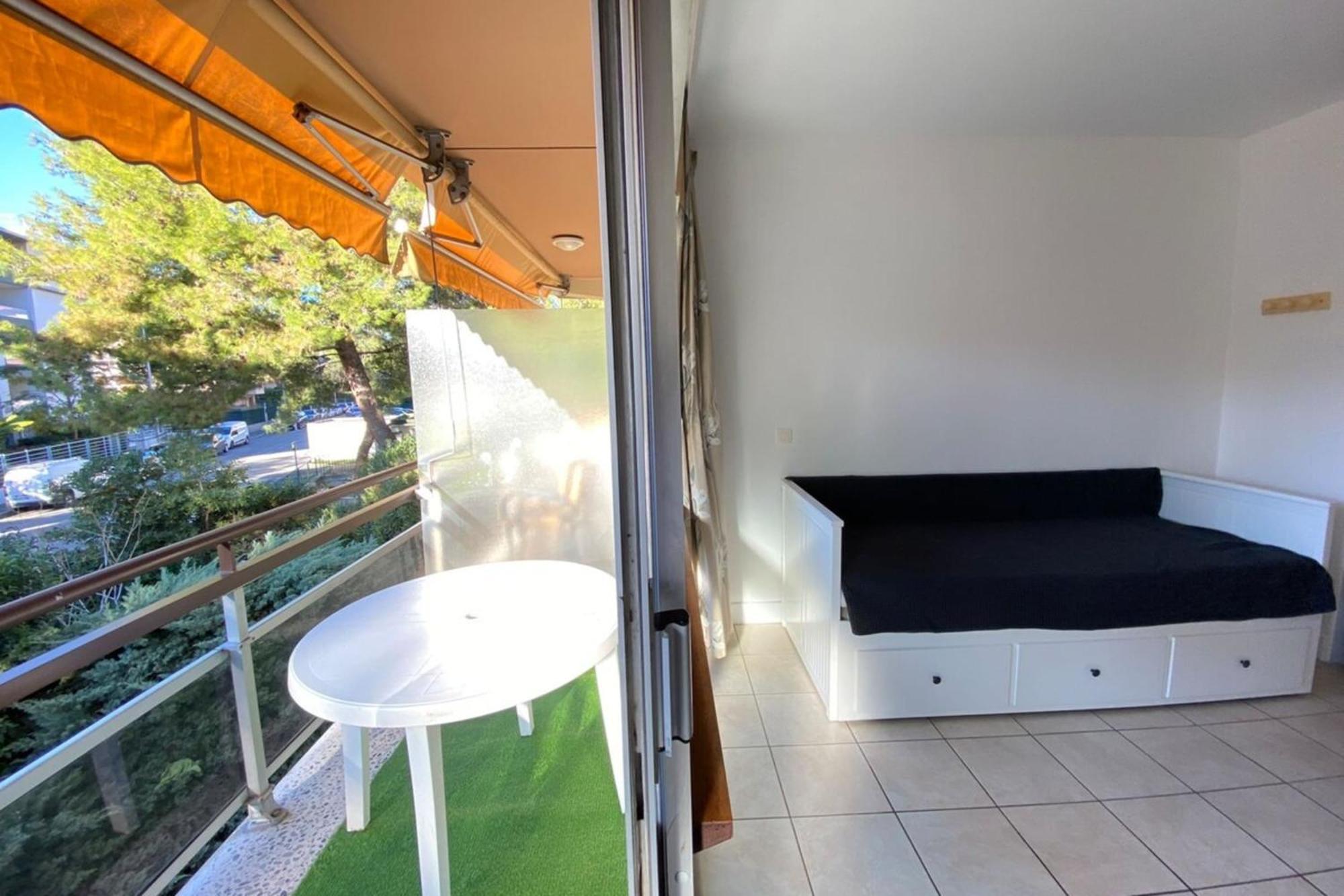 06U - Beautiful Studio In Residence - Swimming Pool And Tennis Court Saint-Laurent-du-Var Exterior photo
