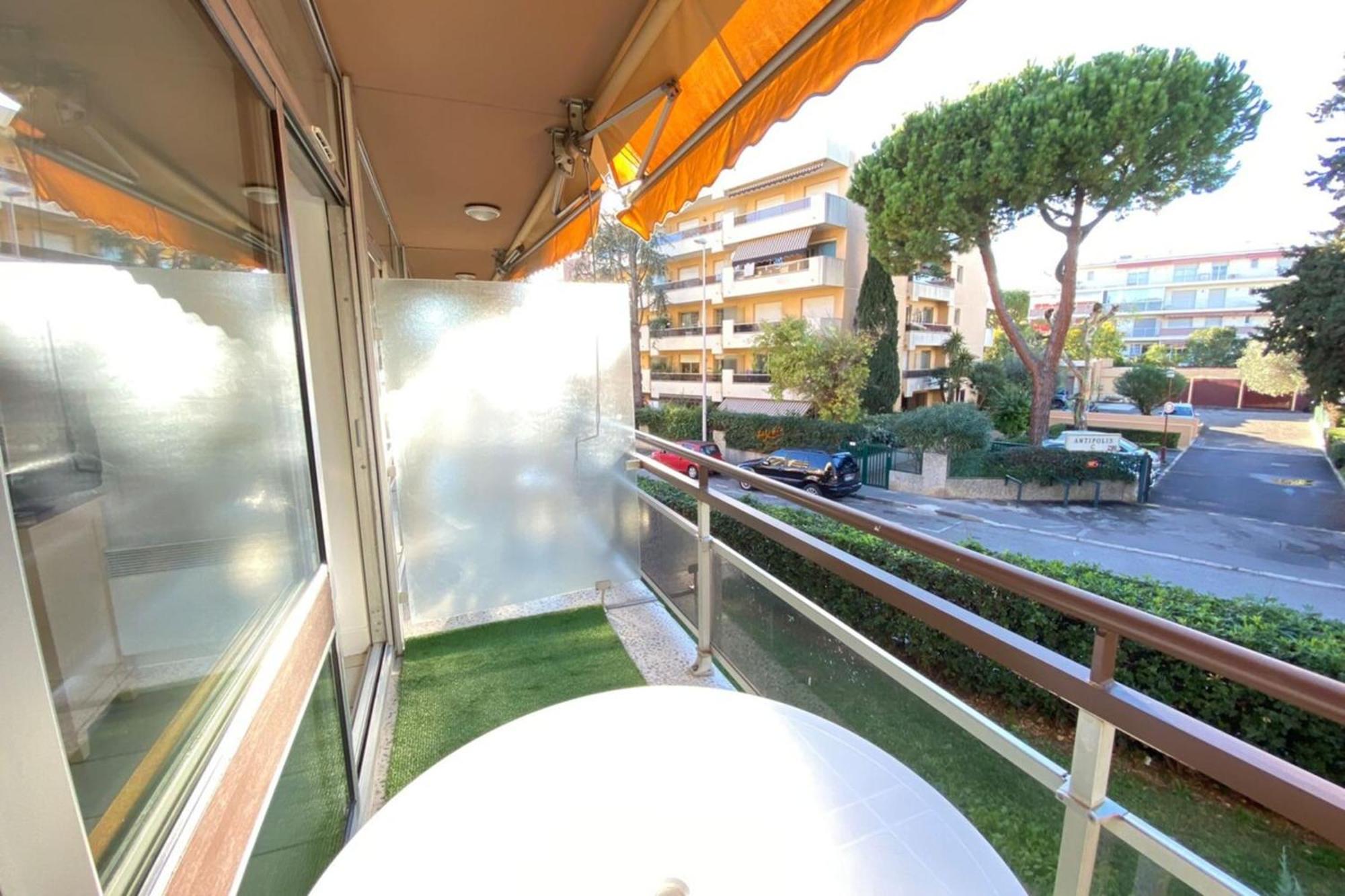 06U - Beautiful Studio In Residence - Swimming Pool And Tennis Court Saint-Laurent-du-Var Exterior photo