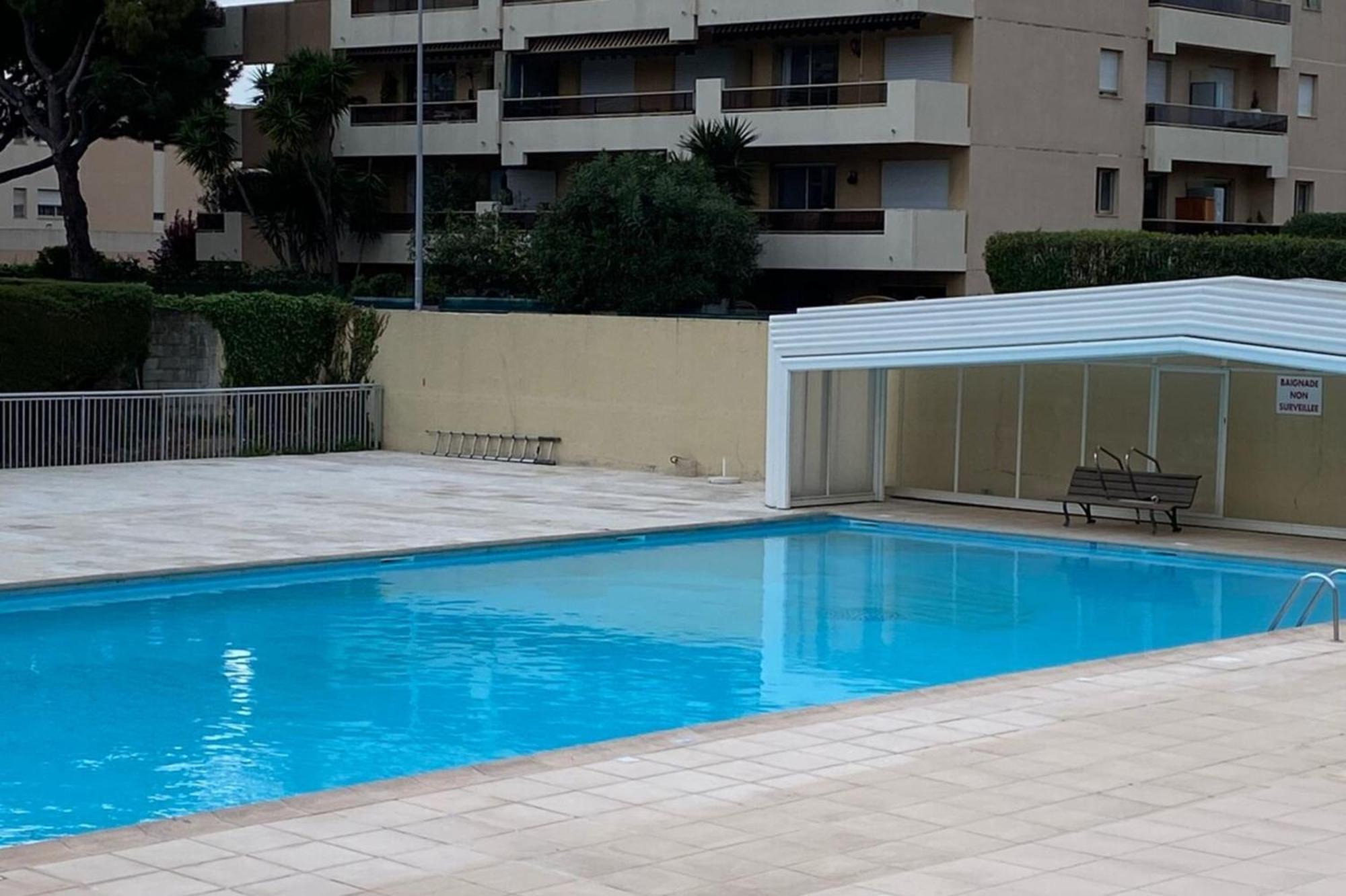06U - Beautiful Studio In Residence - Swimming Pool And Tennis Court Saint-Laurent-du-Var Exterior photo