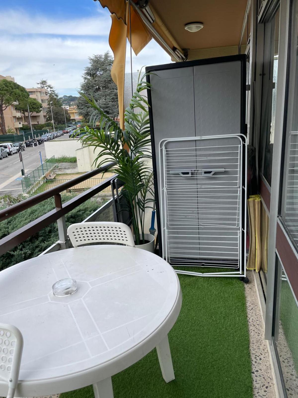 06U - Beautiful Studio In Residence - Swimming Pool And Tennis Court Saint-Laurent-du-Var Exterior photo